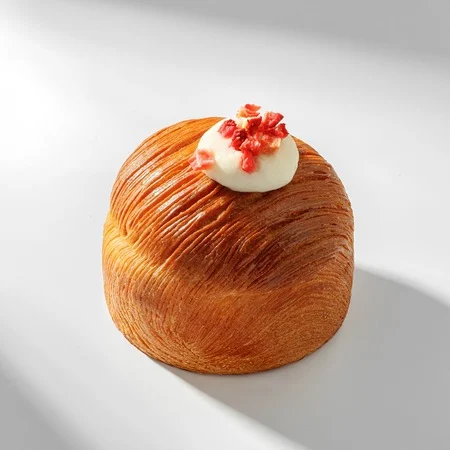 Puff cu mascarpone și căpșuni