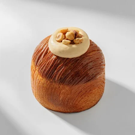 Puff cu caramela sarata si praline